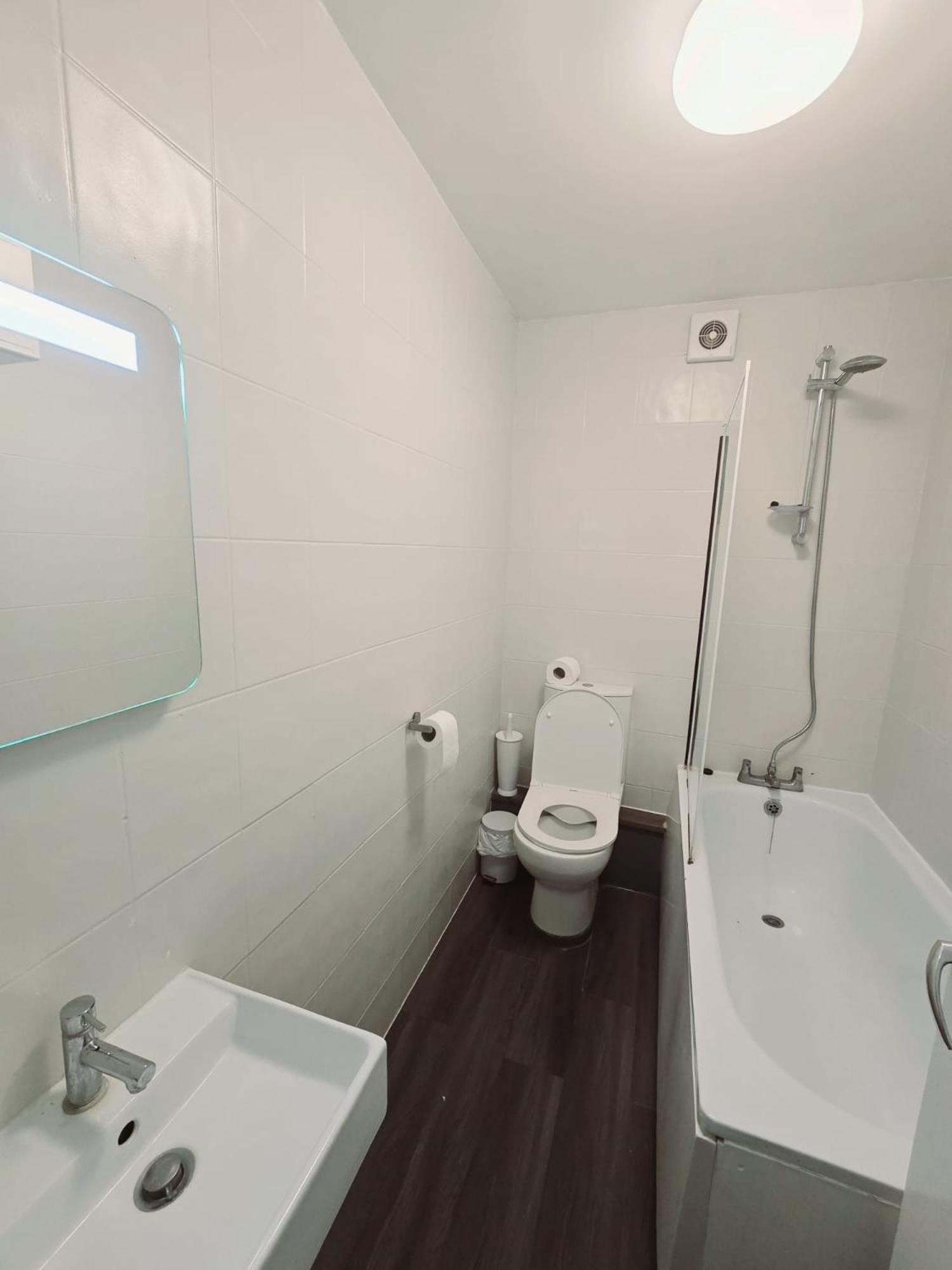 Kingswood Hotel メイデンヘッド エクステリア 写真